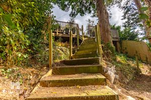 Photo 14- click for photo gallery